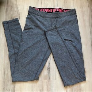 SOLD Under Armour Gray Activewear Leggings